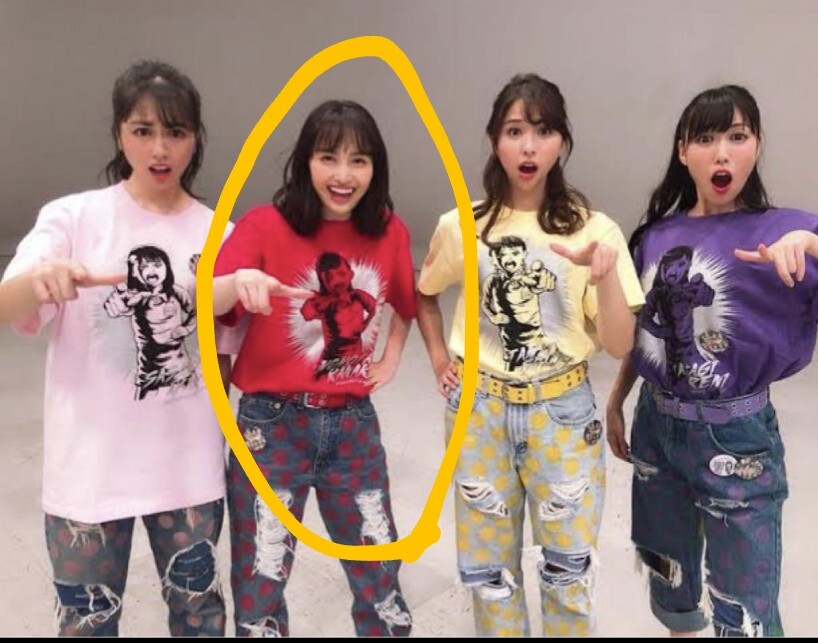 ももクロ × 楳図かずお × ビームス Tシャツ 　百田夏菜子　赤 あんた飛ばしすぎ　限定受注生産 あん飛ば 