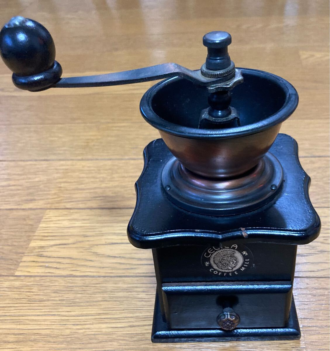 コーヒーミル アンティーク 木制 手動式　CELICA
