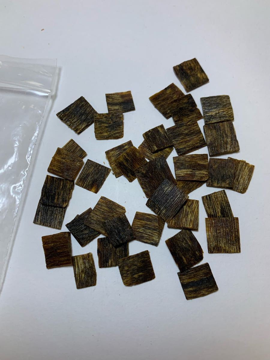 □伽羅□松栄堂謹製 香木 極上伽羅 角割4.1g 聞香用香木 ☆香道 □伽羅□松栄堂謹製 香木 極上伽羅 角割4.1g 聞香用香木 ☆香道