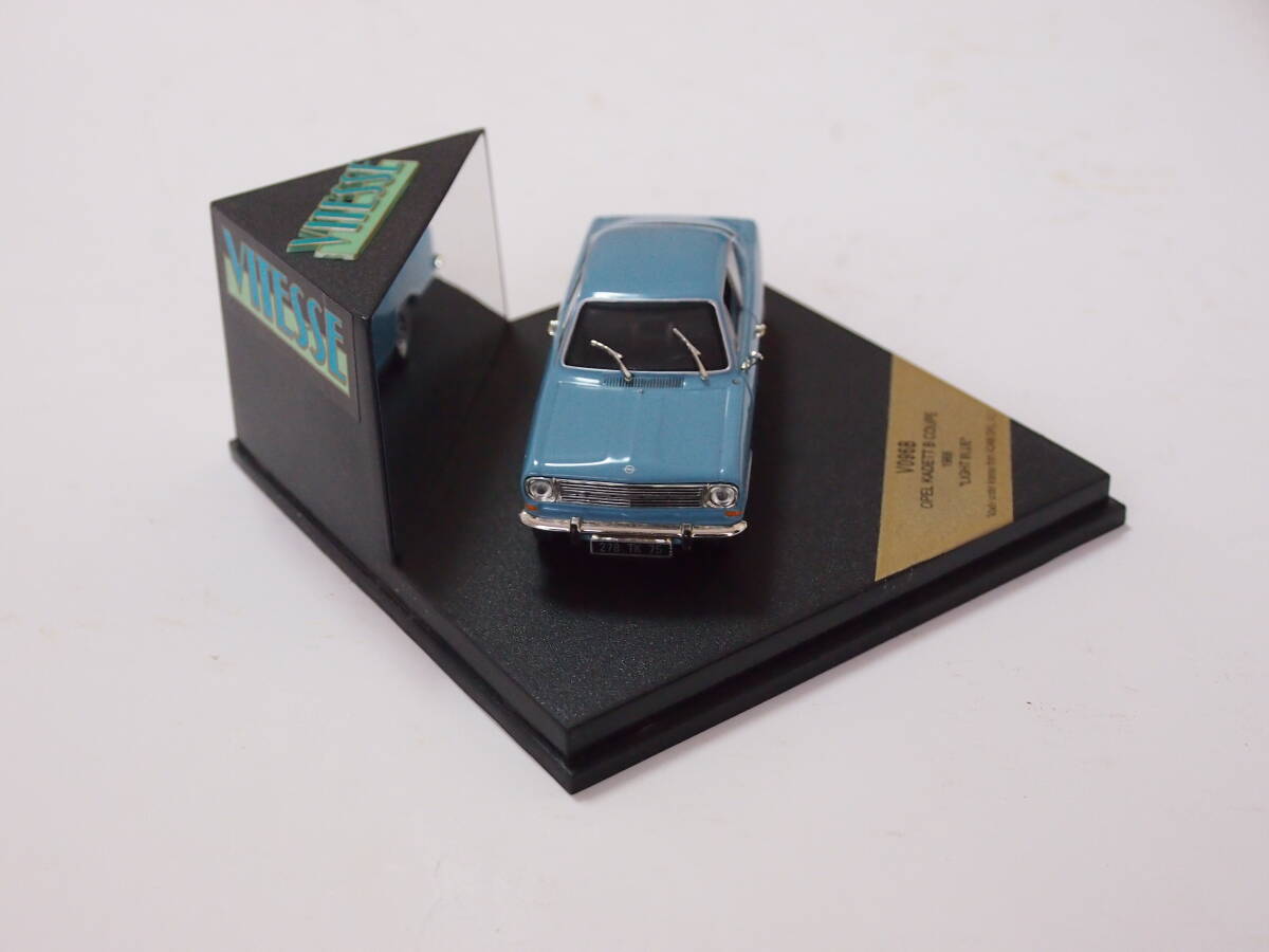 VITESSE ビテス V096B 1/43 OPEL KADETT B COUPE 1966 Light Blue_画像3
