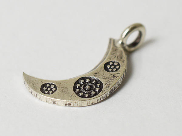 *. тяпка . tonbodama * выгода сломан! Curren серебряный печать входить три день месяц типа маленький размер очарование F4 SILVER925 стрекоза шар .. шар [T20005F-4]