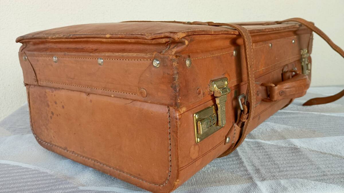革トランク 中型 USED ジャンク かばん 旅行鞄 牛革 革トランク 中型 USED ジャンク かばん 旅行鞄 牛革