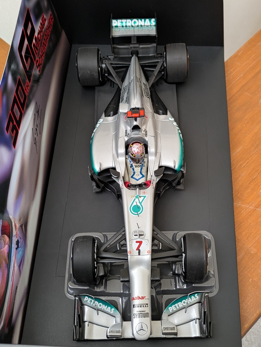 ☆別注品！超稀少品！新品同様！PMA 1/18 ハイBox版 メルセデス AMG ペトロナス ベルギーGP 300th W03 M.シューマッハー 2012 ☆_画像7