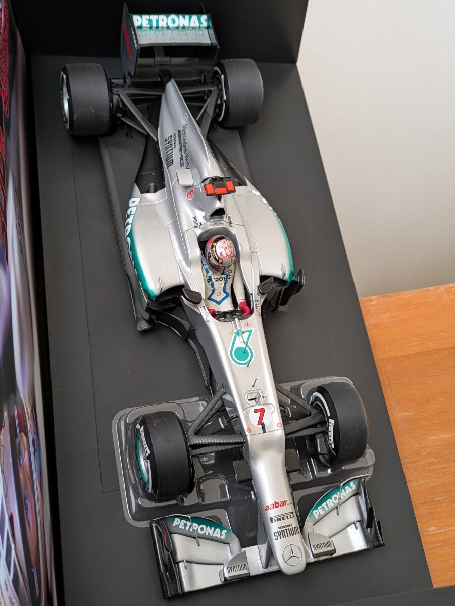 ☆別注品！超稀少品！新品同様！PMA 1/18 ハイBox版 メルセデス AMG ペトロナス ベルギーGP 300th W03 M.シューマッハー 2012 ☆_画像9