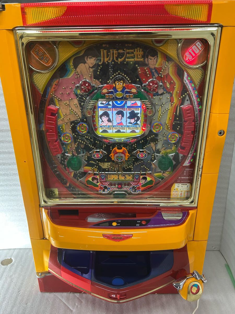 パチンコ実機【実働確認済み】レトロ 平和 CR・ルパン三世K 玉 パチンコ実機【実働確認済み】レトロ 平和 CR・ルパン三世K 玉