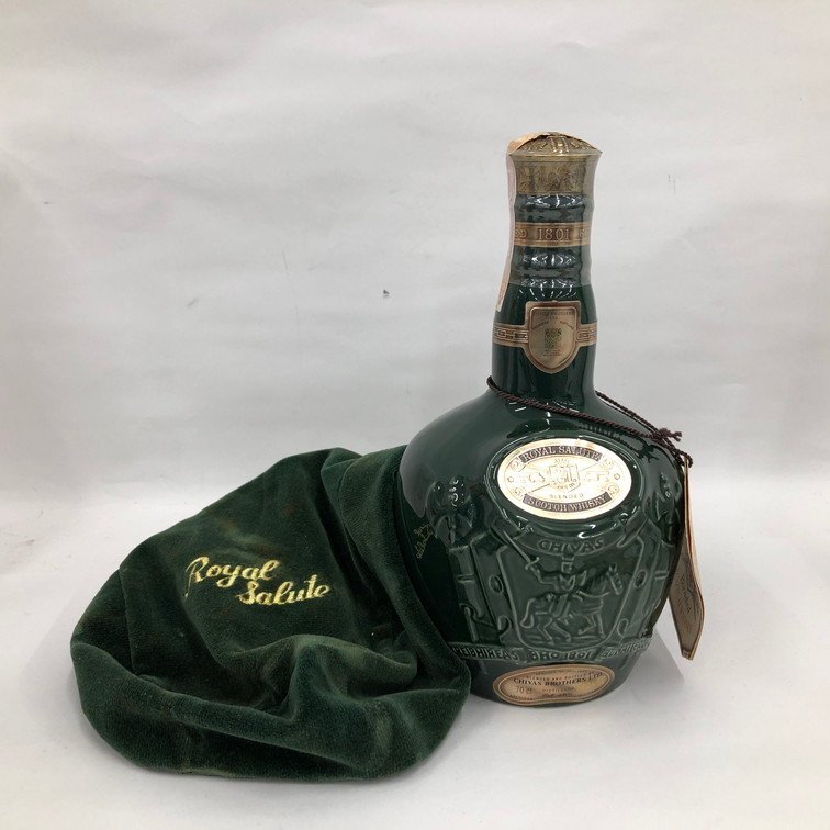 ROYAL SALUTE 21 YEARS OLD ブレンデッドスコッチウイスキー ROYAL SALUTE 21 YEARS OLD ブレンデッドスコッチウイスキー