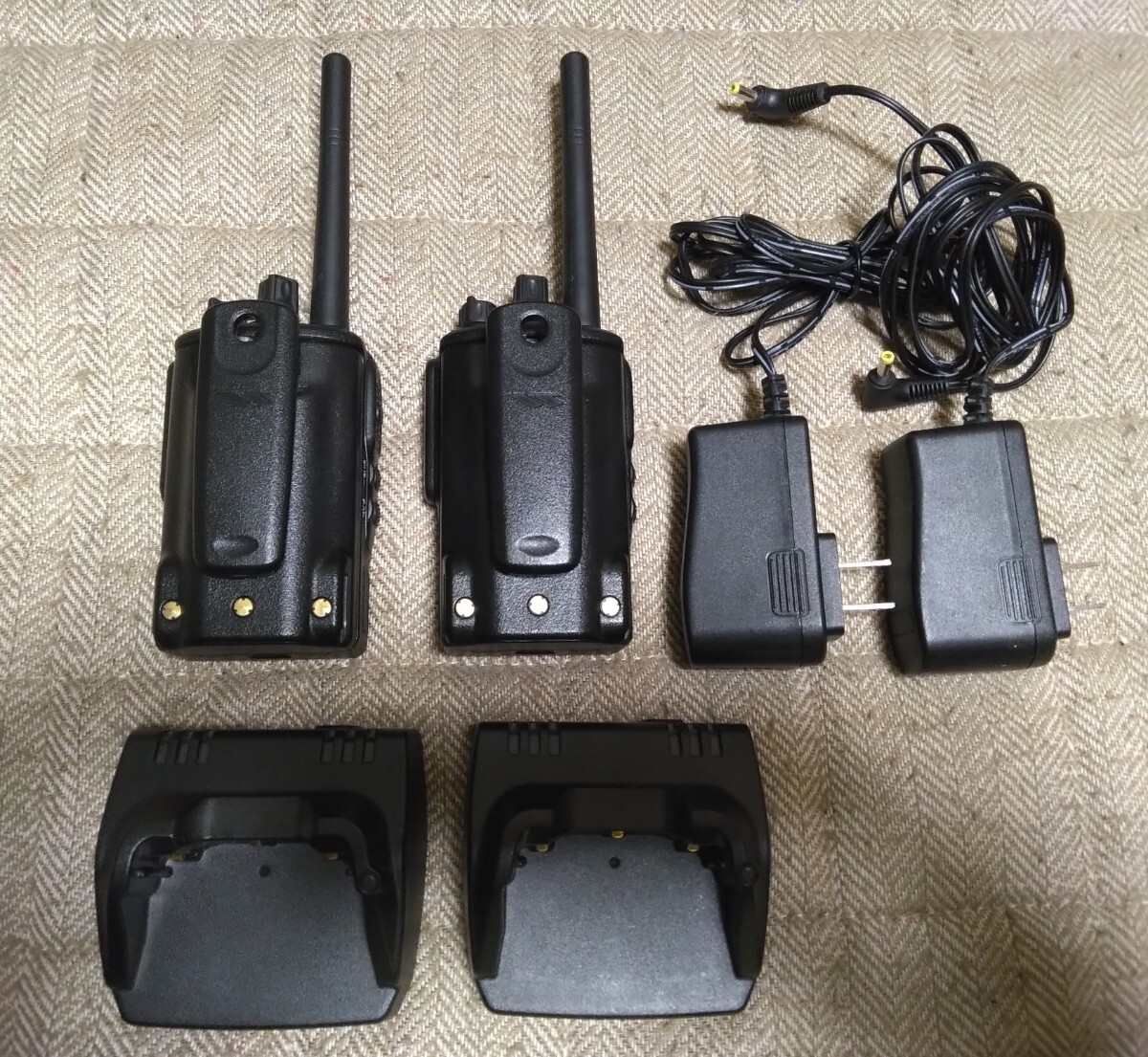 八重洲無線 デジタル簡易無線機 VXD-10 2台セット 5W STANDARD 八重洲無線 デジタル簡易無線機 VXD-10 2台セット 5W STANDARD
