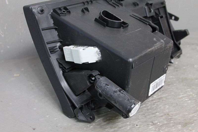 プジョー 308？？ 純正 グローブ ボックス 小物入れ 9661216077 PEUGEOT p041917