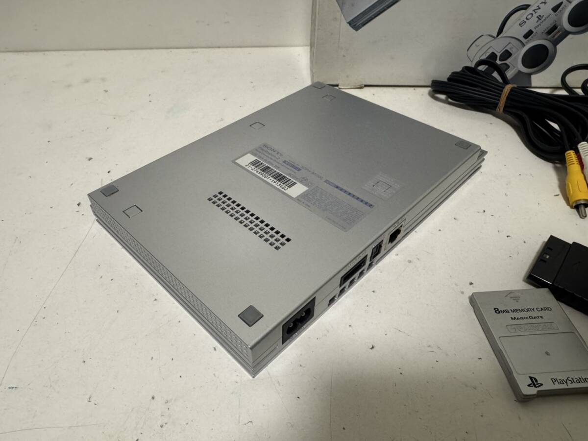 ソニー 薄型 PS2 本体セット SCPH-90000 SS サテンシルバー ソニー 薄型 PS2 本体セット SCPH-90000 SS サテンシルバー