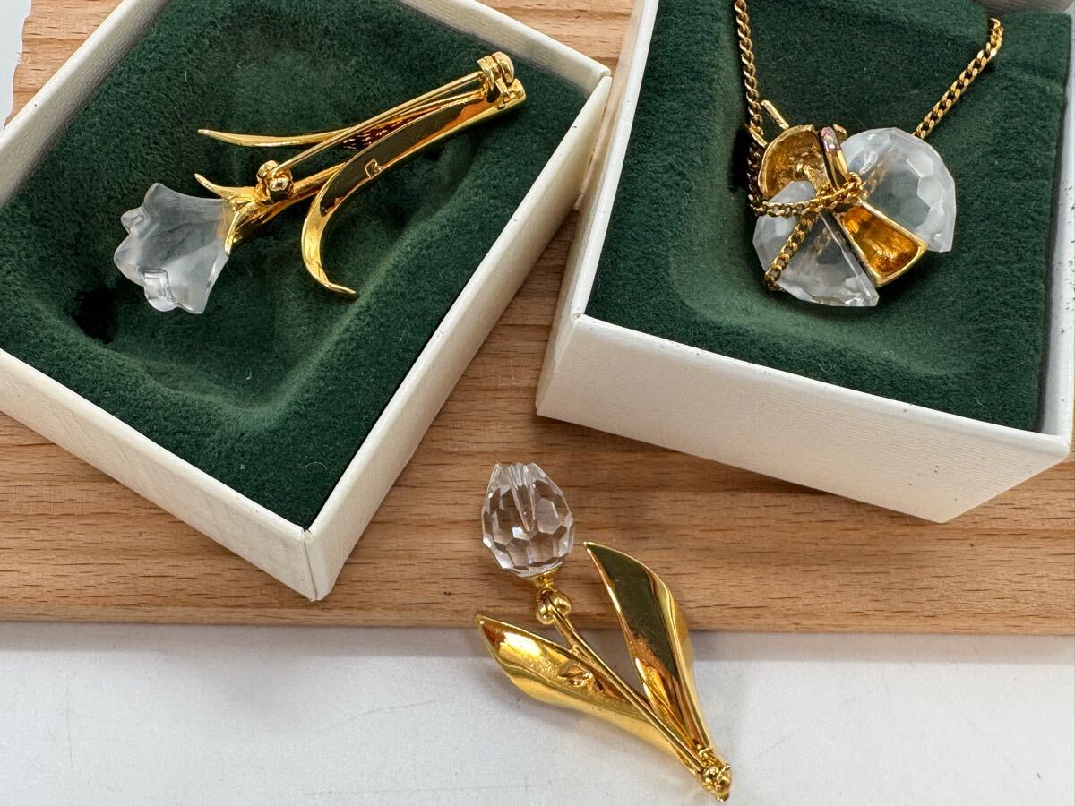 0426】スワロフスキーSWAROVSKIブローチ ネックレス 0426】スワロフスキーSWAROVSKIブローチ ネックレス