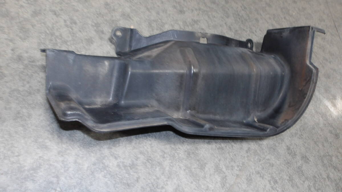 MH21SスズキAZワゴンR純正MH22Sエンジンルーム右フレーム部分ベルト カバー保護(hù)パネル ベルトカバー72393-58J0部品取り車(chē)あります