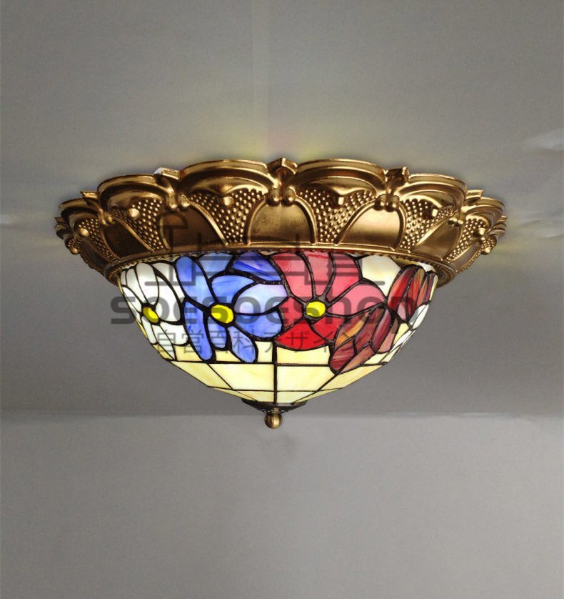 極上品★新品★別荘ステンドランプ シーリングライト ステンドグラス アンティーク 花柄レトロな雰囲気がおしゃれ ティファニー技法 照明_画像3