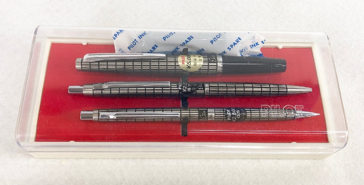☆中古品☆ペン3本セット シャープペン ボールペン 万年筆 PILOT ☆中古品☆ペン3本セット シャープペン ボールペン 万年筆 PILOT