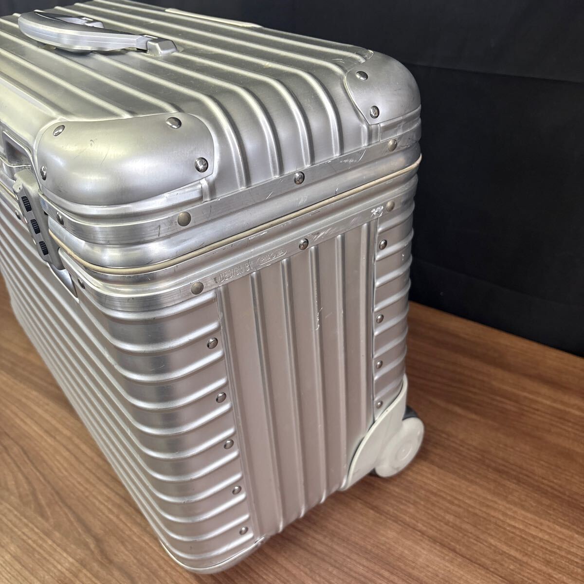 RIMOWA リモワ パイロット トパーズ トロリ- 928.51 シルバー 2 RIMOWA リモワ パイロット トパーズ トロリ- 928.51 シルバー 2