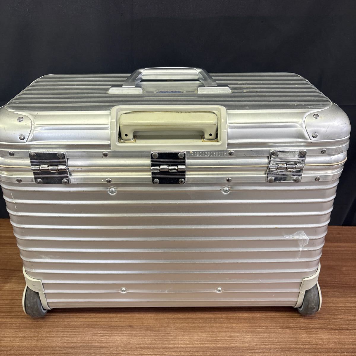 RIMOWA リモワ パイロット トパーズ トロリ- 928.51 シルバー 2 RIMOWA リモワ パイロット トパーズ トロリ- 928.51 シルバー 2