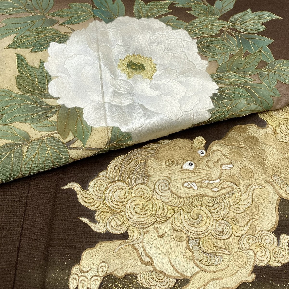 着物月花 総刺繍 蘇州刺繍 ぼかし染 狛犬 品のある花 色留袖 着物月花 総刺繍 蘇州刺繍 ぼかし染 狛犬 品のある花 色留袖