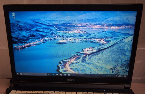 NoT956☆LIFEBOOK A747/R Core i7-7600U 2.8GHz/メモリ8GB/SSD120GB/SDVD/15.6型HD液晶/Windows10Pro64bit/2017年制☆