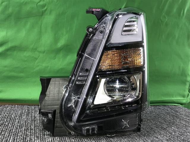 ワゴンＲ DAA-MH55S 左ヘッドランプ 10-56376