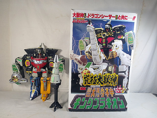 美品　バンダイ 恐竜戦隊ジュウレンジャー　大獣神　ドラゴンシーザー　獣帝大獣神 キングブラキオン　究極大獣神　セット