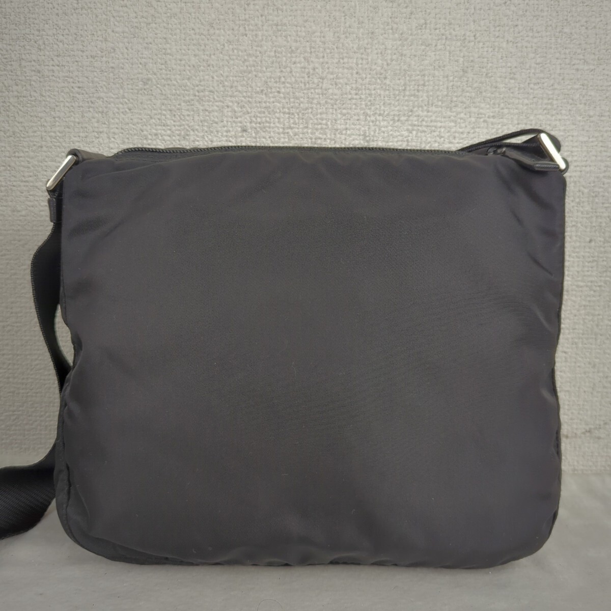 美品】1円 スタート PRADA プラダ ナイロン レザー ショルダー 美品】1円 スタート PRADA プラダ ナイロン レザー ショルダー