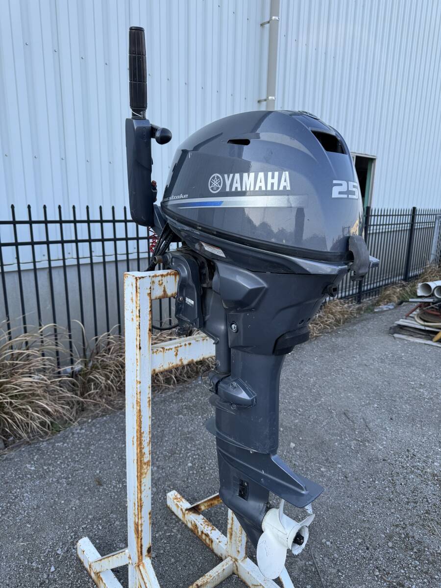 実働品 ヤマハ 船外機 4スト 25馬力 F25GWHL L足(10馬力 実働品 ヤマハ 船外機 4スト 25馬力 F25GWHL L足(10馬力