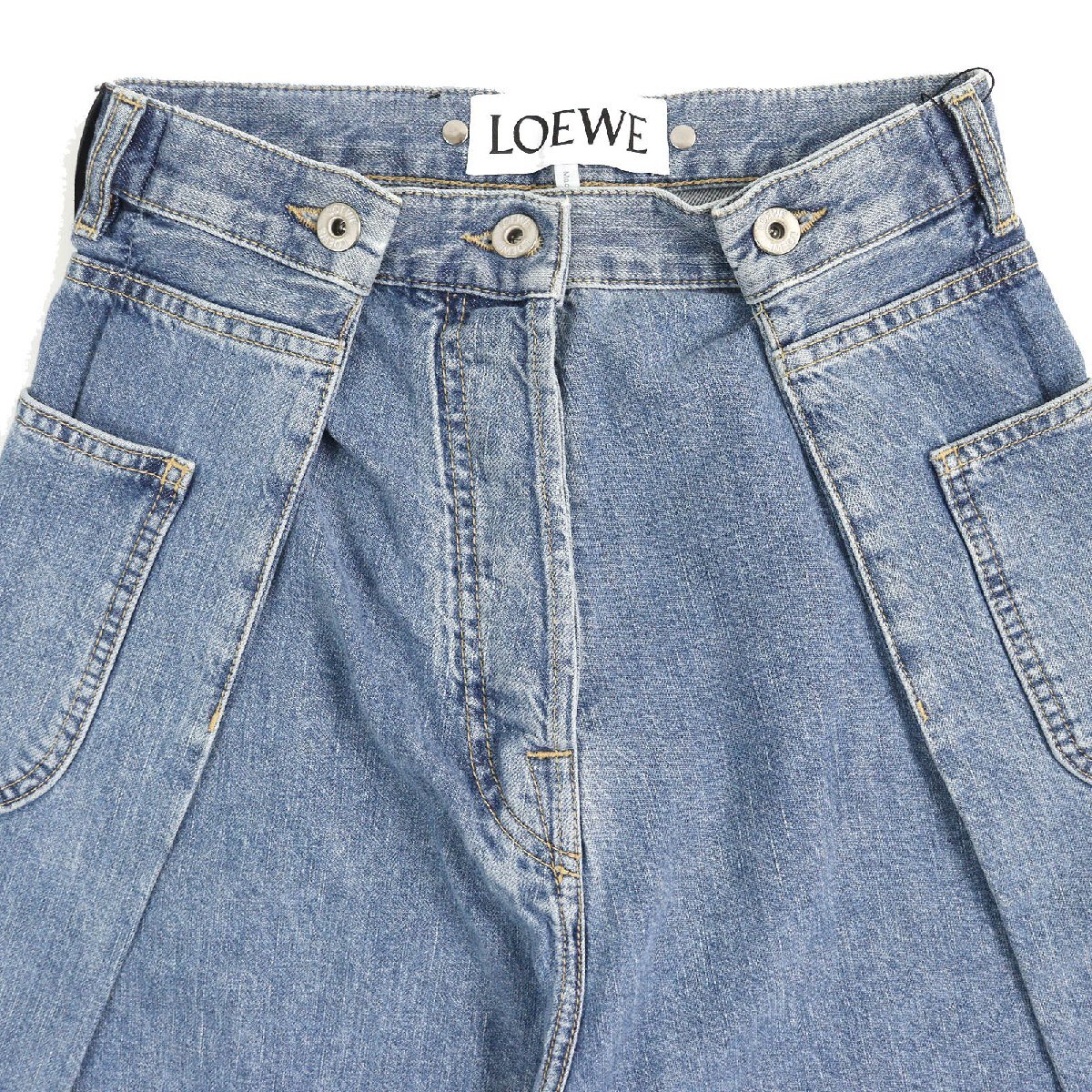 未使用品△LOEWE ロエベ D2292310IB ロゴレザーパッチ ボタンフライ サイドポケット クロップド ワイドレッグ デニムパンツ 32 正規(guī)品