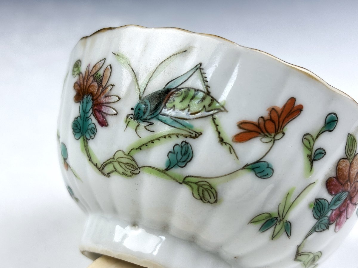 中国古玩 景徳鎮 色絵五彩 粉彩 十錦手 草花昆虫文 茶杯 煎茶碗 中国古玩 景徳鎮 色絵五彩 粉彩 十錦手 草花昆虫文 茶杯 煎茶碗