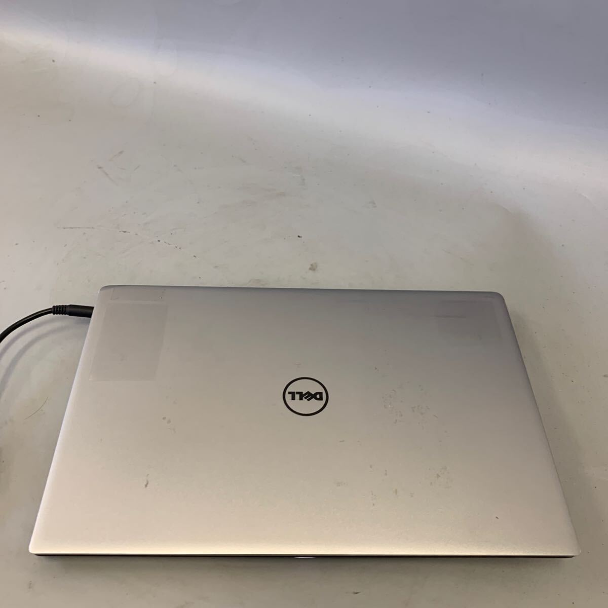 JK6407 DELL XPS 13 9360/Core i 7-8550U 1.80GHz /メモリー:8/SSD:256/BIOS確認だけ/ヒンジ壊れ_画像6