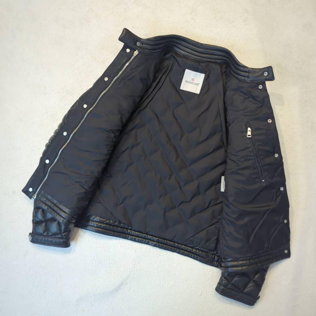 1円~ 極希少 MONCLER モンクレール レザー ダウンジャケット 1円~ 極希少 MONCLER モンクレール レザー ダウンジャケット