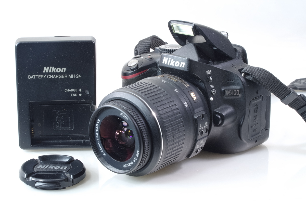 ☆訳あり大特価☆Nikon D5100 / DX AF-S NIKKOR 18-55mm F3.5-