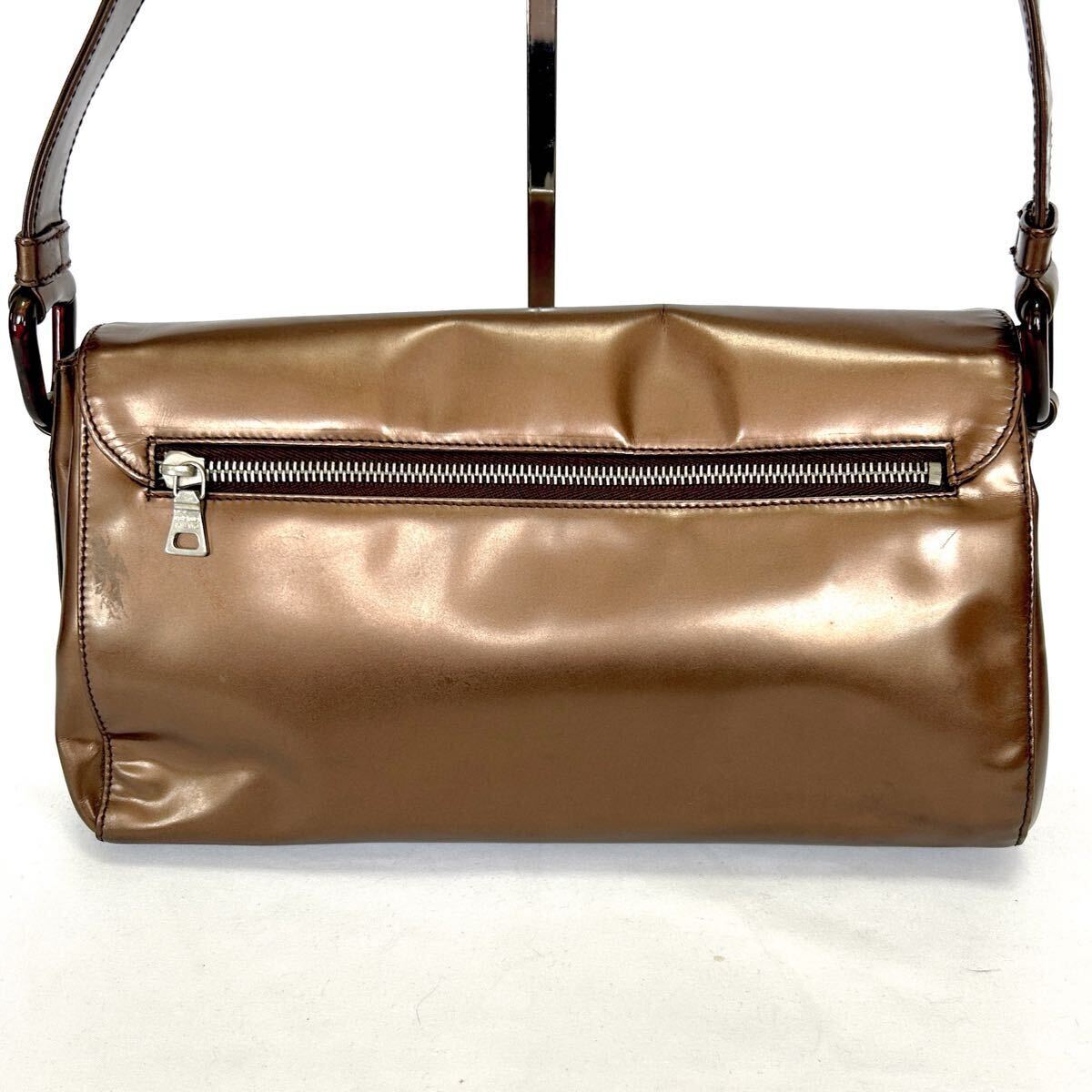 【PRADA】関税込☆レザーショルダーホーボーバッグ ブラウン プラダ PRADA ワンショルダーバッグ ブラウン ゴールド レザー