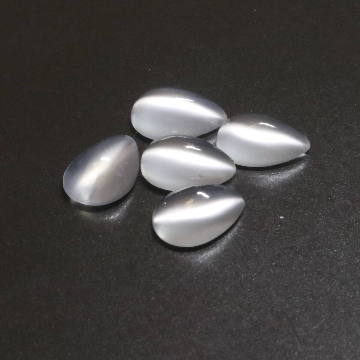 ムーンストーンキャッツアイ 5x7mmペアシェイプカボション5個 3.02ct
