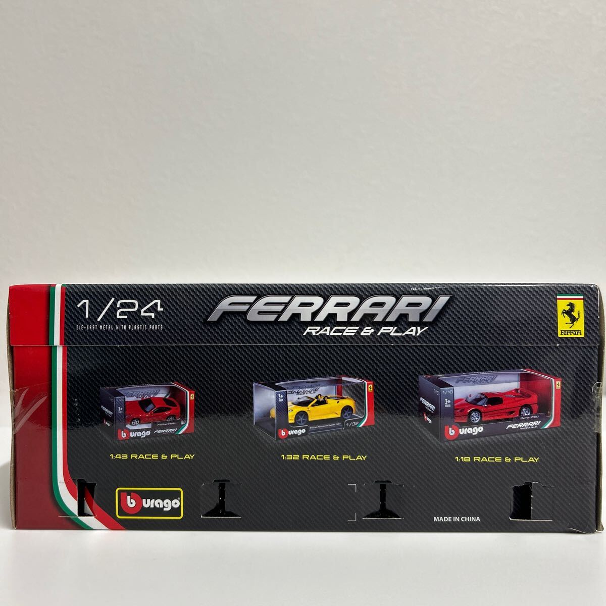 Bburago RACE & PLAY 1/24 FERRARI 458 PISTA BBurago Ferrari pi старт миникар модель машина