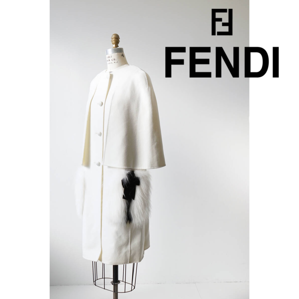 FENDI フェンディ フォックスファー ノーカラー ケープコート size 40 0228088