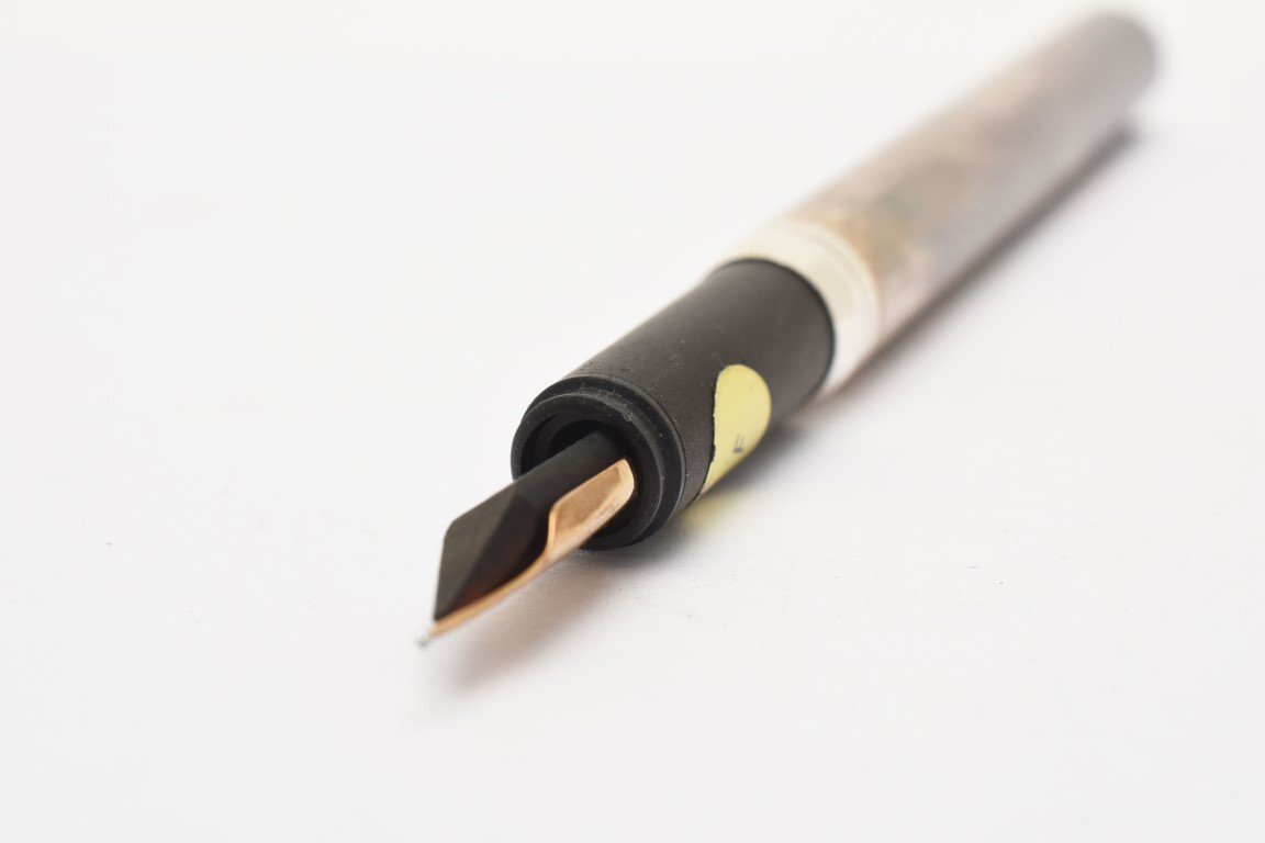 箱付き ダンヒル ペン先 14K 585 万年筆 Dunhill(ダンヒル 箱付き ダンヒル ペン先 14K 585 万年筆 Dunhill(ダンヒル