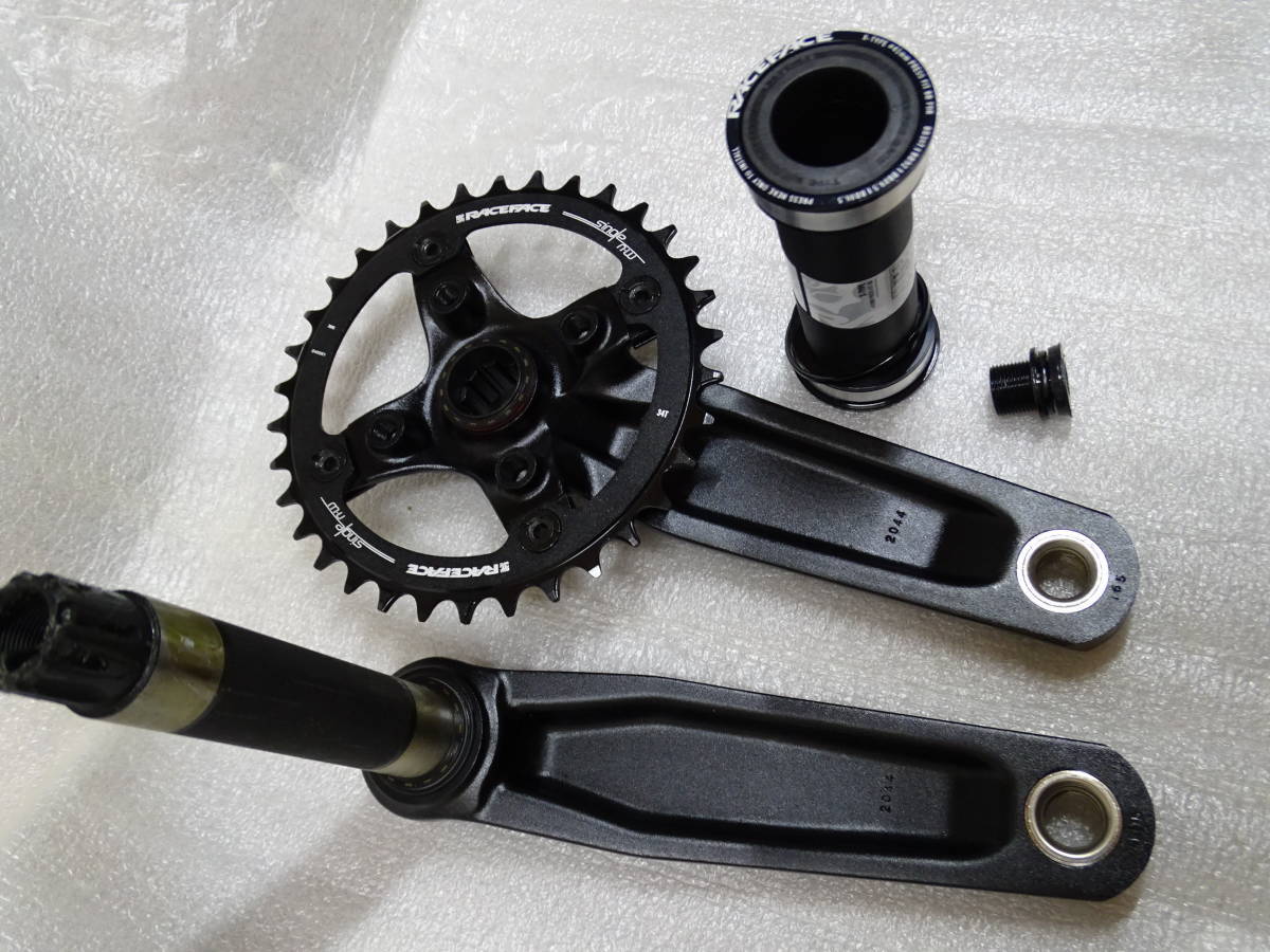 シマノSHIMANO FC-6800/FC-R8000の代替クランクセットです シマノSHIMANO FC-6800/FC-R8000の代替クランクセットです