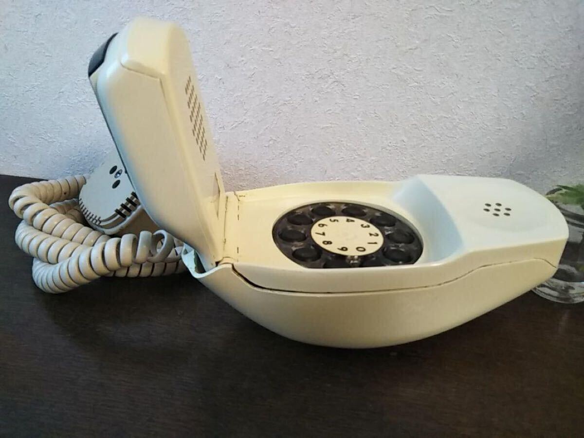 イタリア　“Grillo“ 電話1965年　フィアット/アルファロメオ/ランチア　ランボルギーニ　フェラーリ　マセラテ?！ˉⅴΕ去鹰ⅴ螗? bimg=