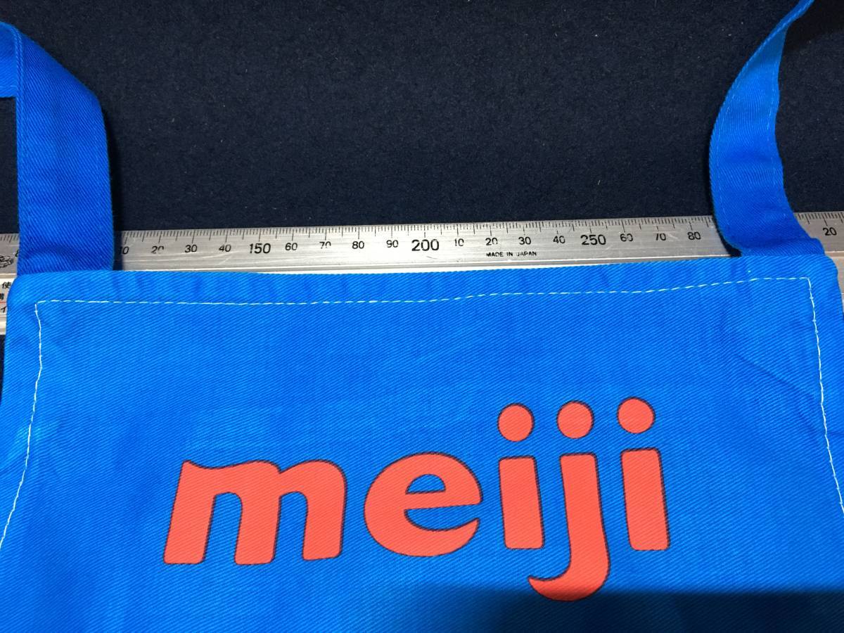 新品 デッドストック品 明治 おいしい牛乳 エプロン 三角巾 セット 綿100％ 非売品 企業(yè)物 ノベルティ キッチン著 料理道具 珍品 日本 制品