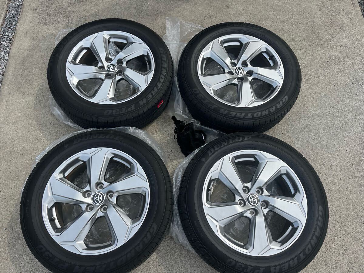 RAV4 純正ホイール18インチナット付き送料込み RAV4 純正ホイール18インチナット付き送料込み