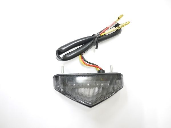 ミニLEDテールランプ スモークレンズ バイク用 ナンバー燈付き ビューエル トライアンフ ドゥカティ KTM アプリリア等に