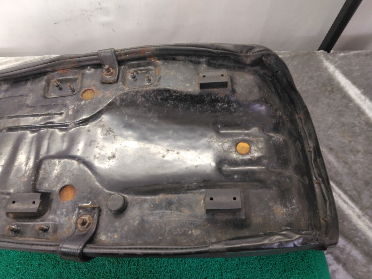 1049 GS400 純正 シート(検 GS400 450 GT380 GSX250E 400E ゴキ 1049 GS400 純正 シート(検 GS400 450 GT380 GSX250E 400E ゴキ