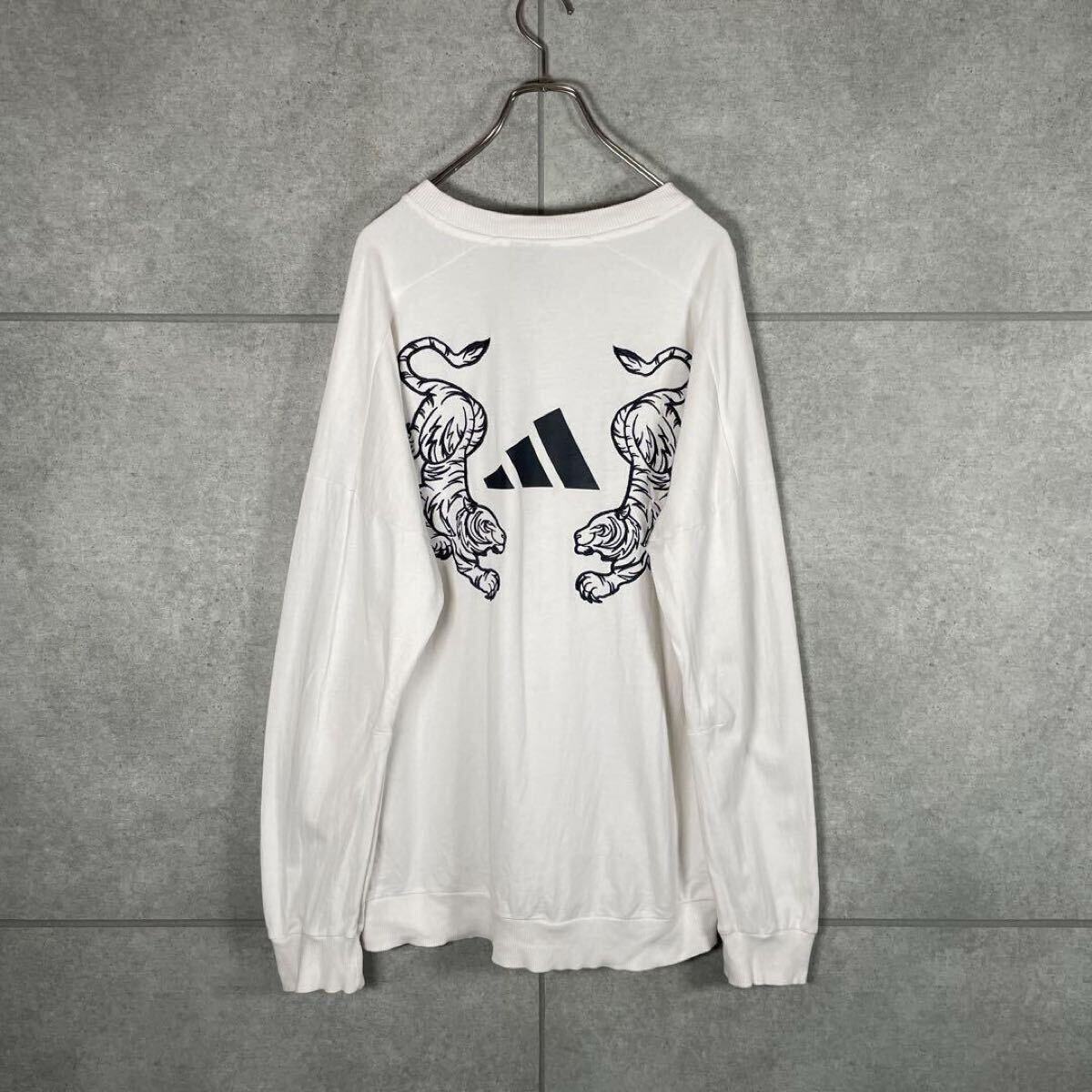 adidas トヨタ ロンT ホワイト 4XO アディダス 長袖 Tシャツ ロンT 虎 刺繍 和柄 パフォーマンス
