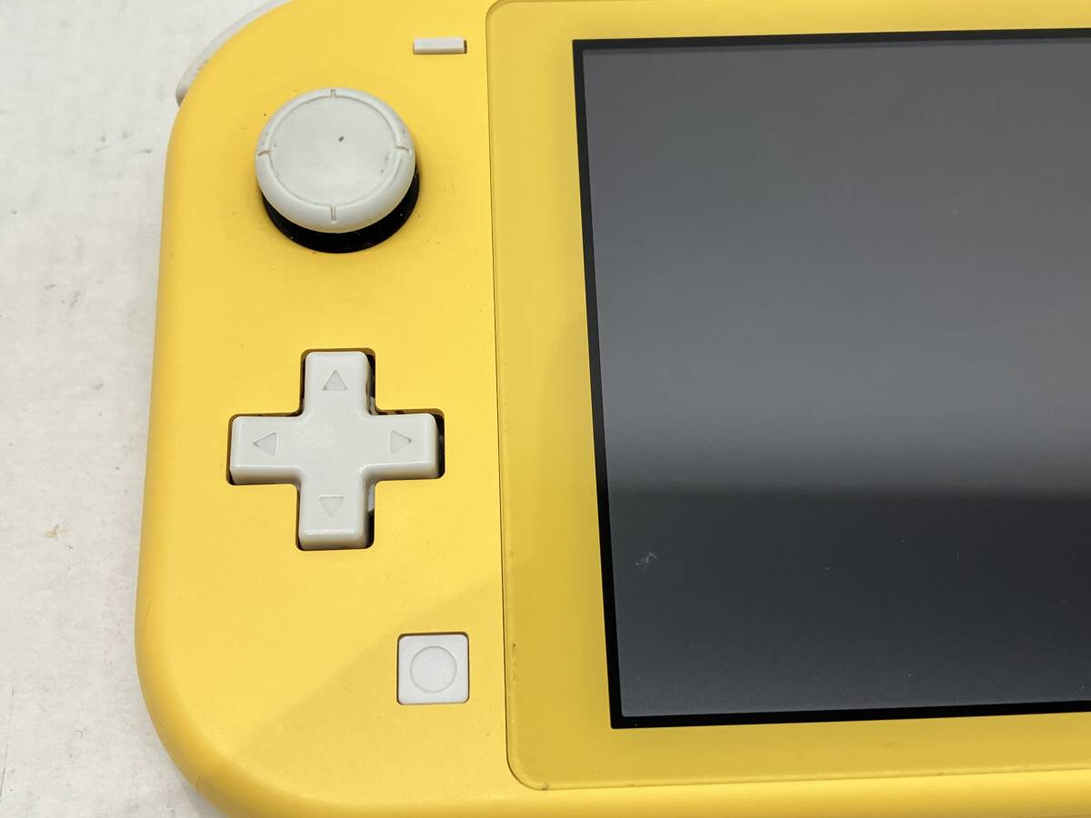 070 A 【中古品・訳アリ】ニンテンドーSwitch Lite イエロー 070 A 【中古品・訳アリ】ニンテンドーSwitch Lite イエロー