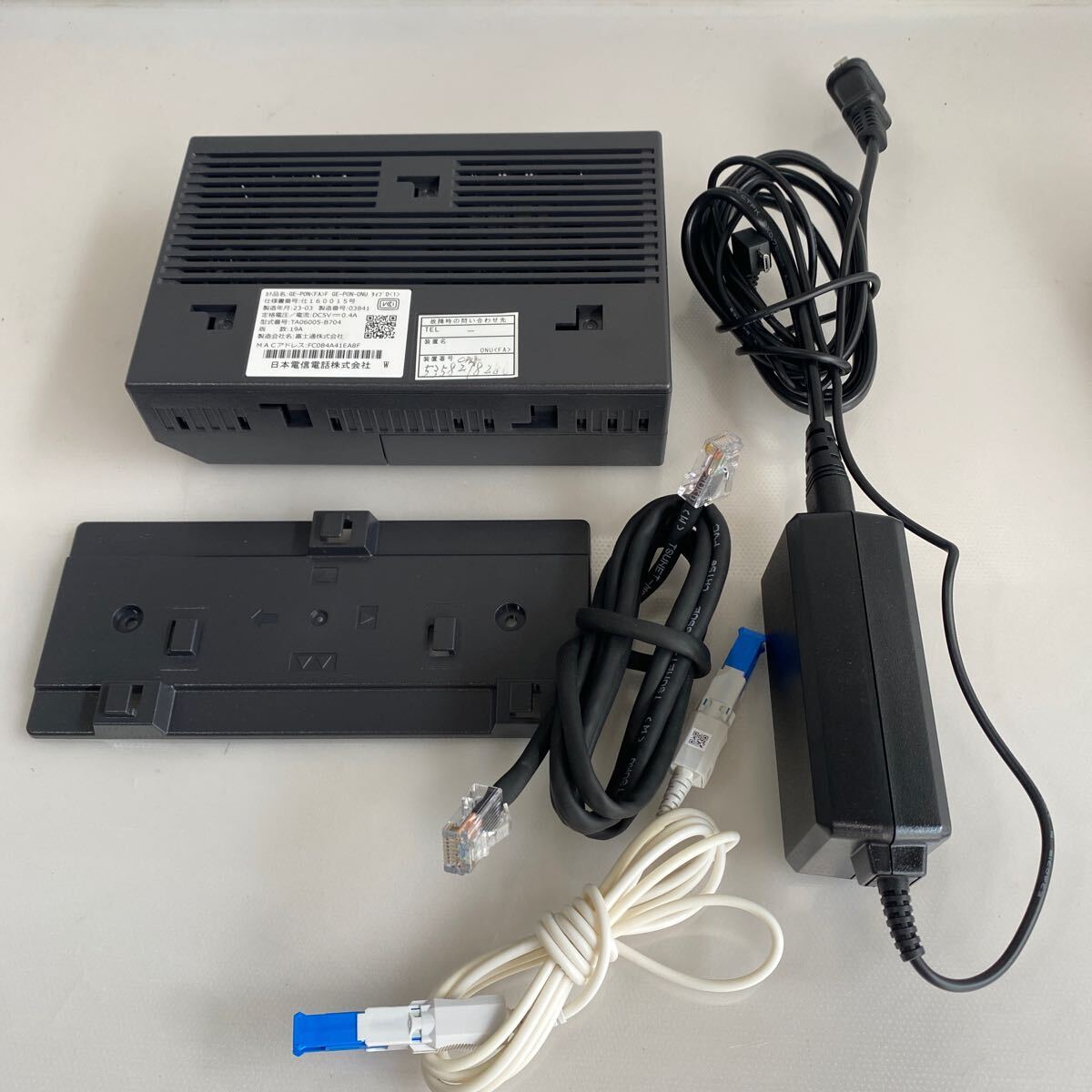 H6-1-5032508 NTT ひかり電話ルータ GE-ONU カナ品名:GE-PON H6-1-5032508 NTT ひかり電話ルータ GE-ONU カナ品名:GE-PON