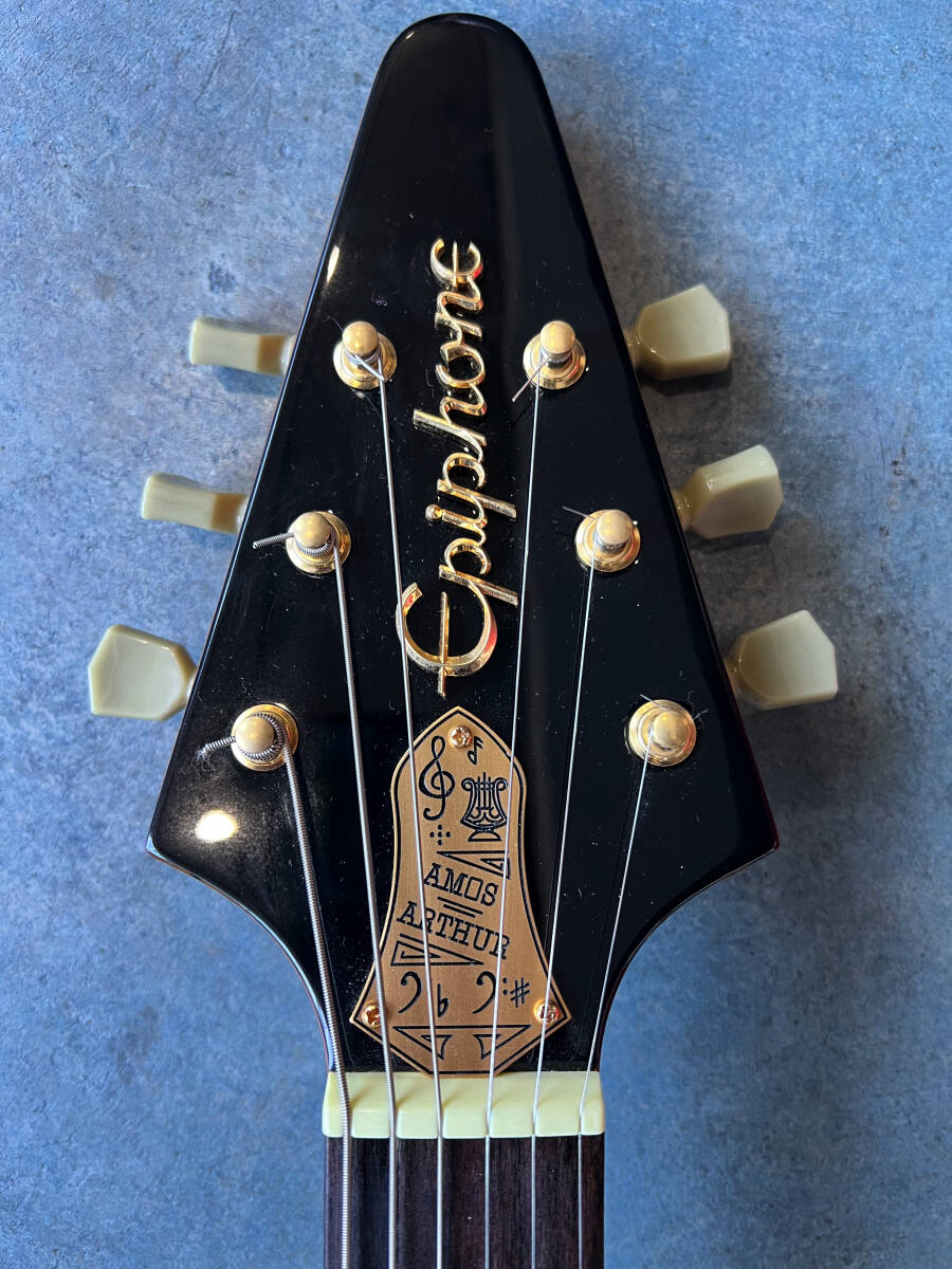 Joe Bonamassa 1958 &&#34;Amos&#34; Korina Flying-V Outfit Epiphone колли na flying V