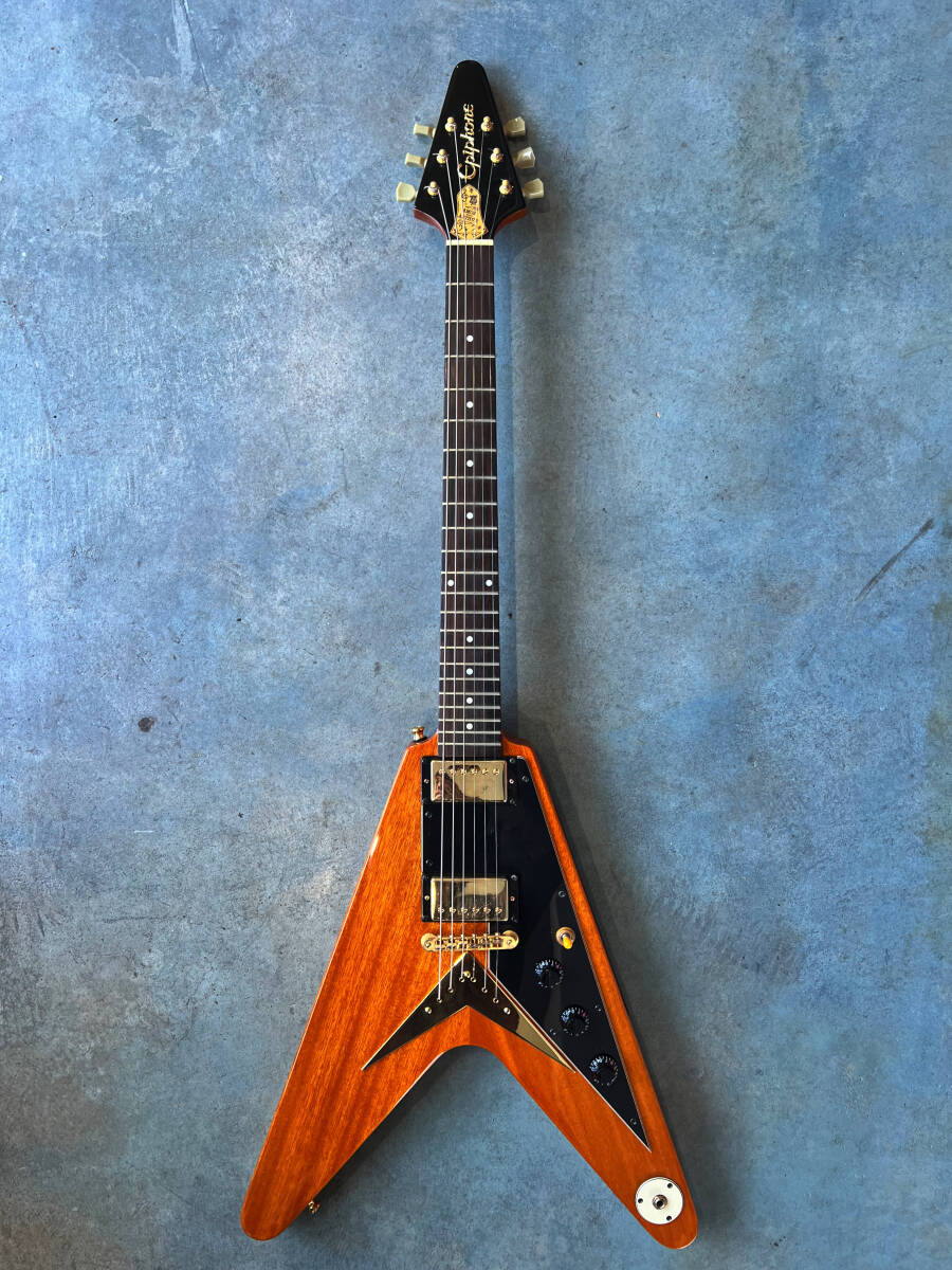 Joe Bonamassa 1958 &&#34;Amos&#34; Korina Flying-V Outfit Epiphone колли na flying V