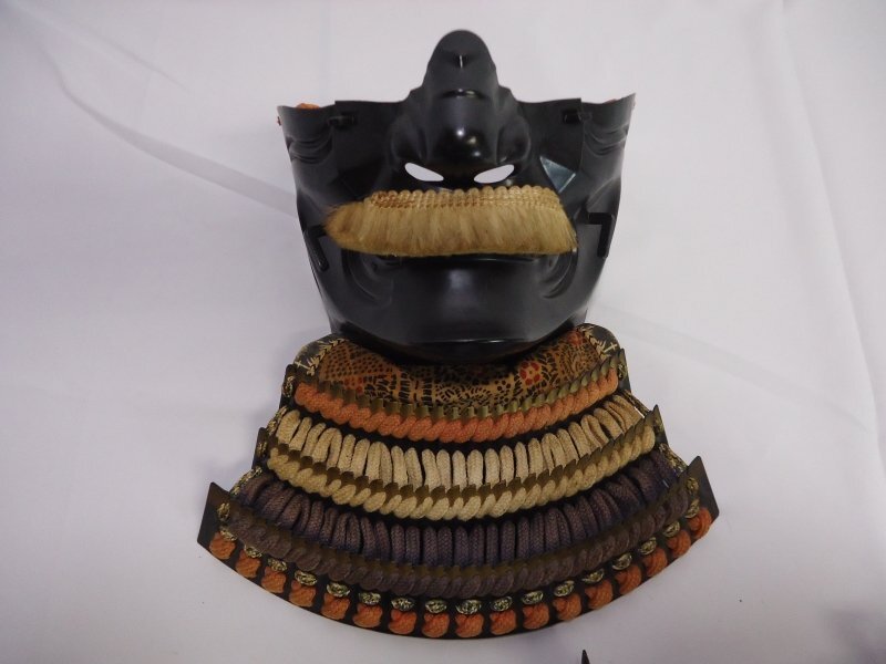 B-079 中古品 鉄面 3点セット 鎧 インテリア 美術品 置物 民芸品