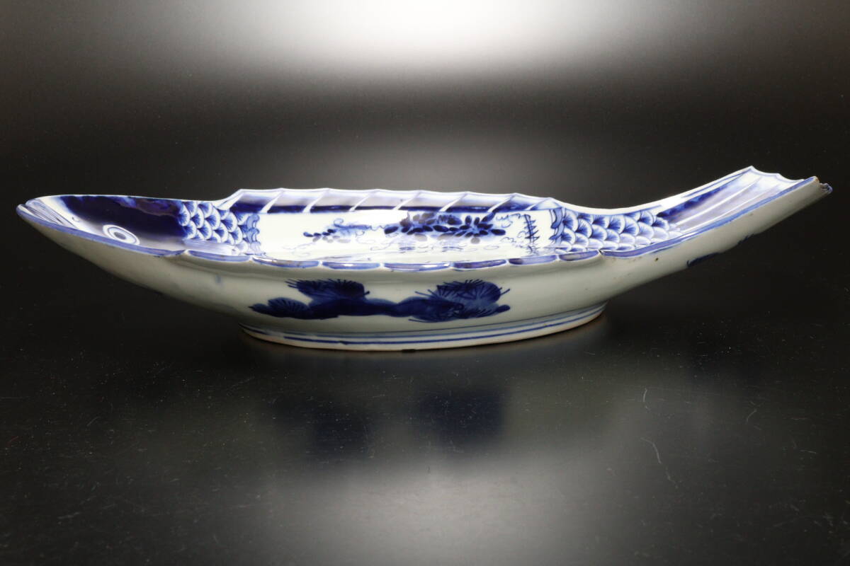 P 古伊万里 梶原菊三郎 染付 魚形 皿 商品细节 | JDirectItems