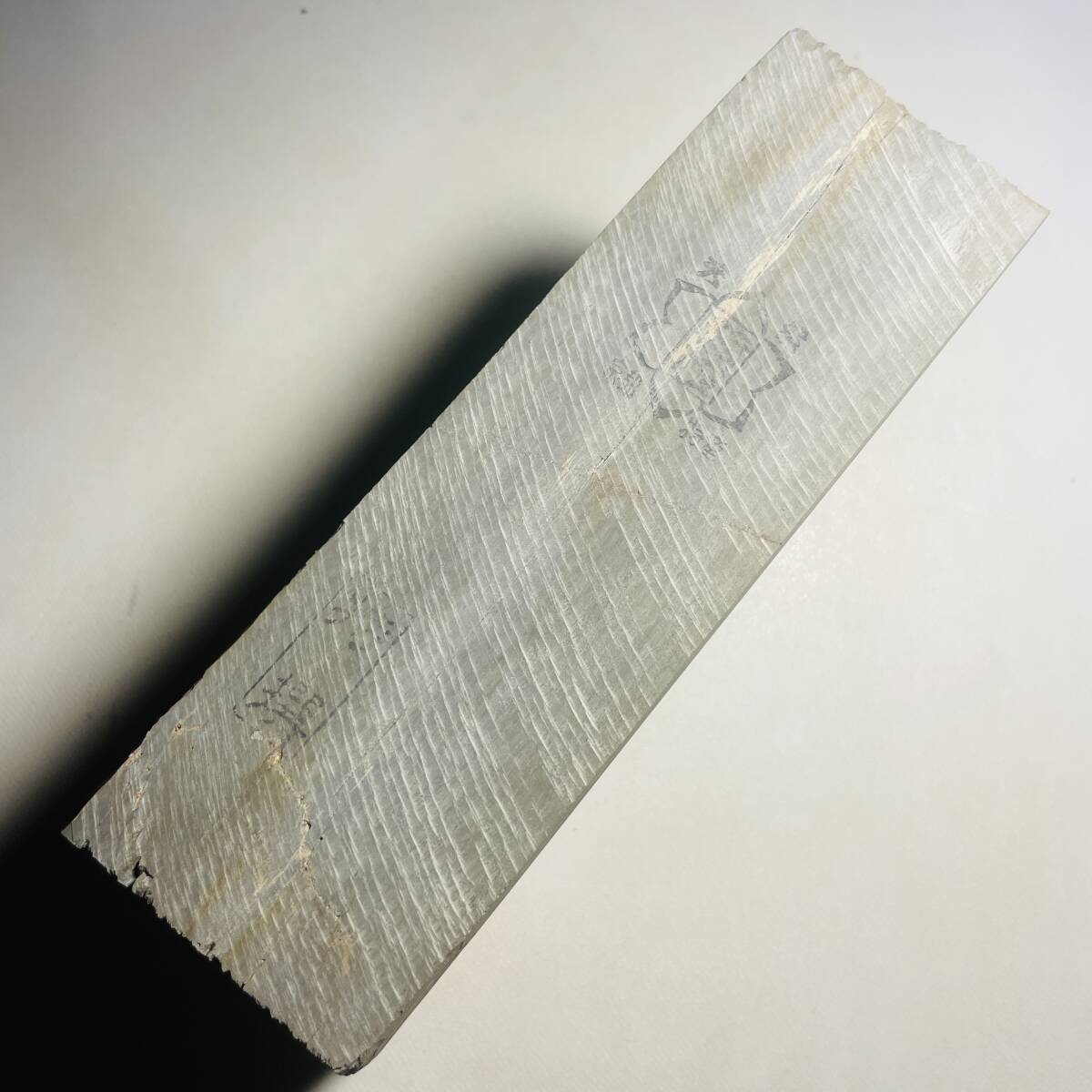 天然砥石 正本山合砥 緑板 極厚品 1957g 仕上げ砥石 / 鉋鑿 天然砥石 正本山合砥 緑板 極厚品 1957g 仕上げ砥石 / 鉋鑿