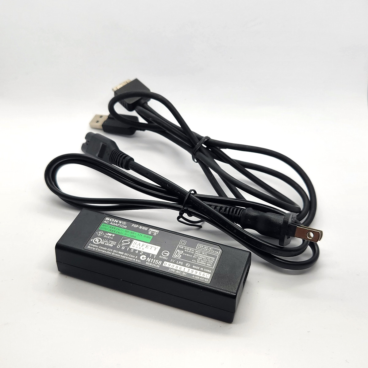 新品登場 SONY ソニー USBケーブル PSP-N100 ACアダプター 純正 PSPgo PSP go